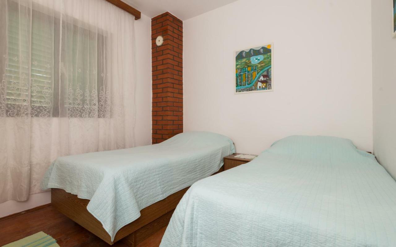 Apartments Azzurro ブラチェ エクステリア 写真